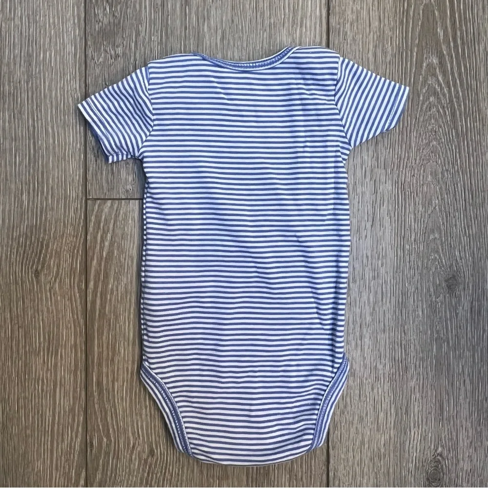 CARTERS SHORT SLEEVE EASTER BODYSUIT BLUE WHITE STRIPE 6MO